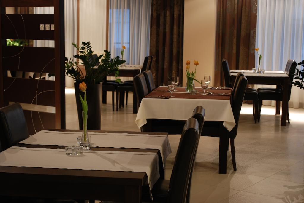 Hotel Zajazd Mazowsze Slupno Экстерьер фото